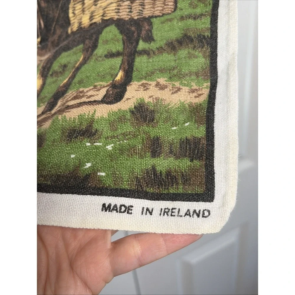 Fingal‎ Vintage Tea Towel Irish Linen 17x28 Multi Color Scene Made in Ireland